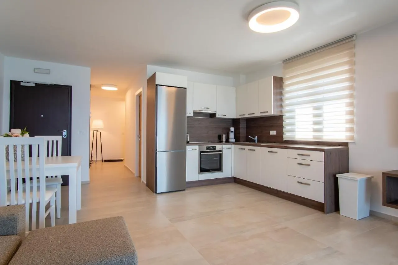 Apartments Mandre I Croatia